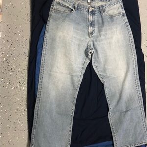 Men’s Gap loose stonewashed jeans 40/32
